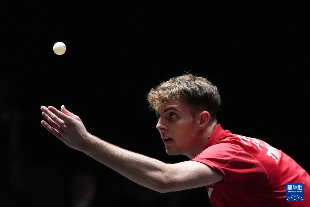 在他职业生 在他职业生